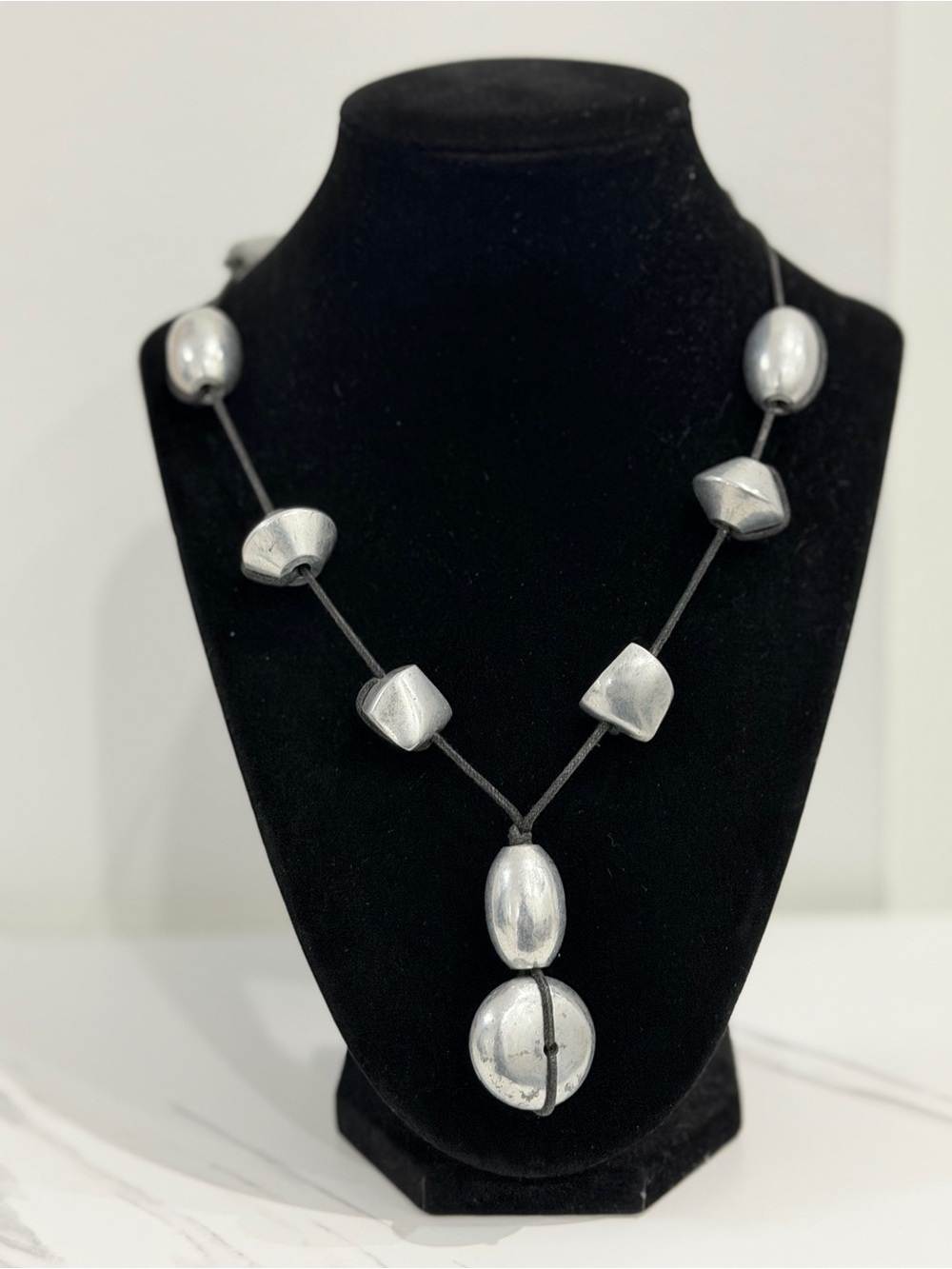 Silver Bead Pendant Necklace